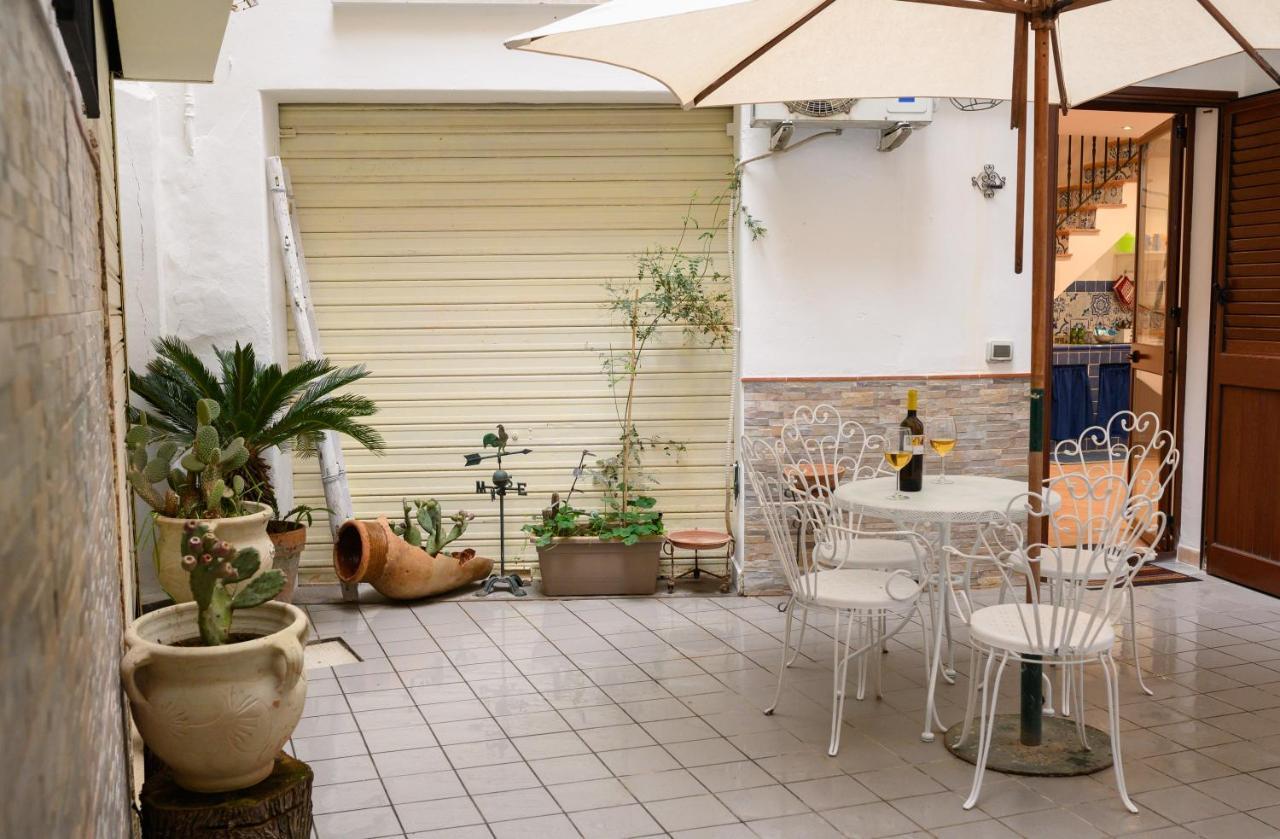Daria'S Home Apartament Palermo Exterior photo