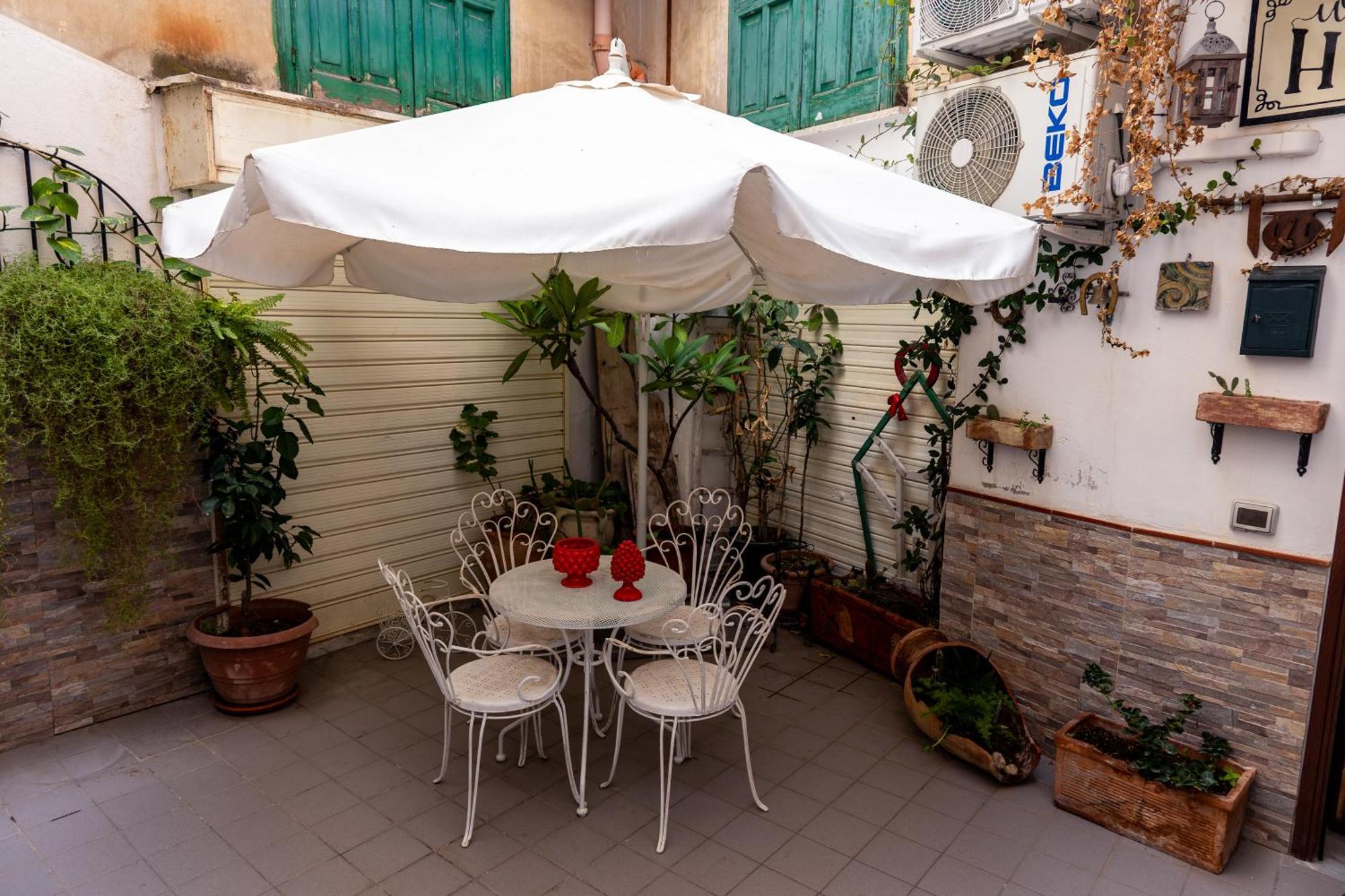 Daria'S Home Apartament Palermo Exterior photo