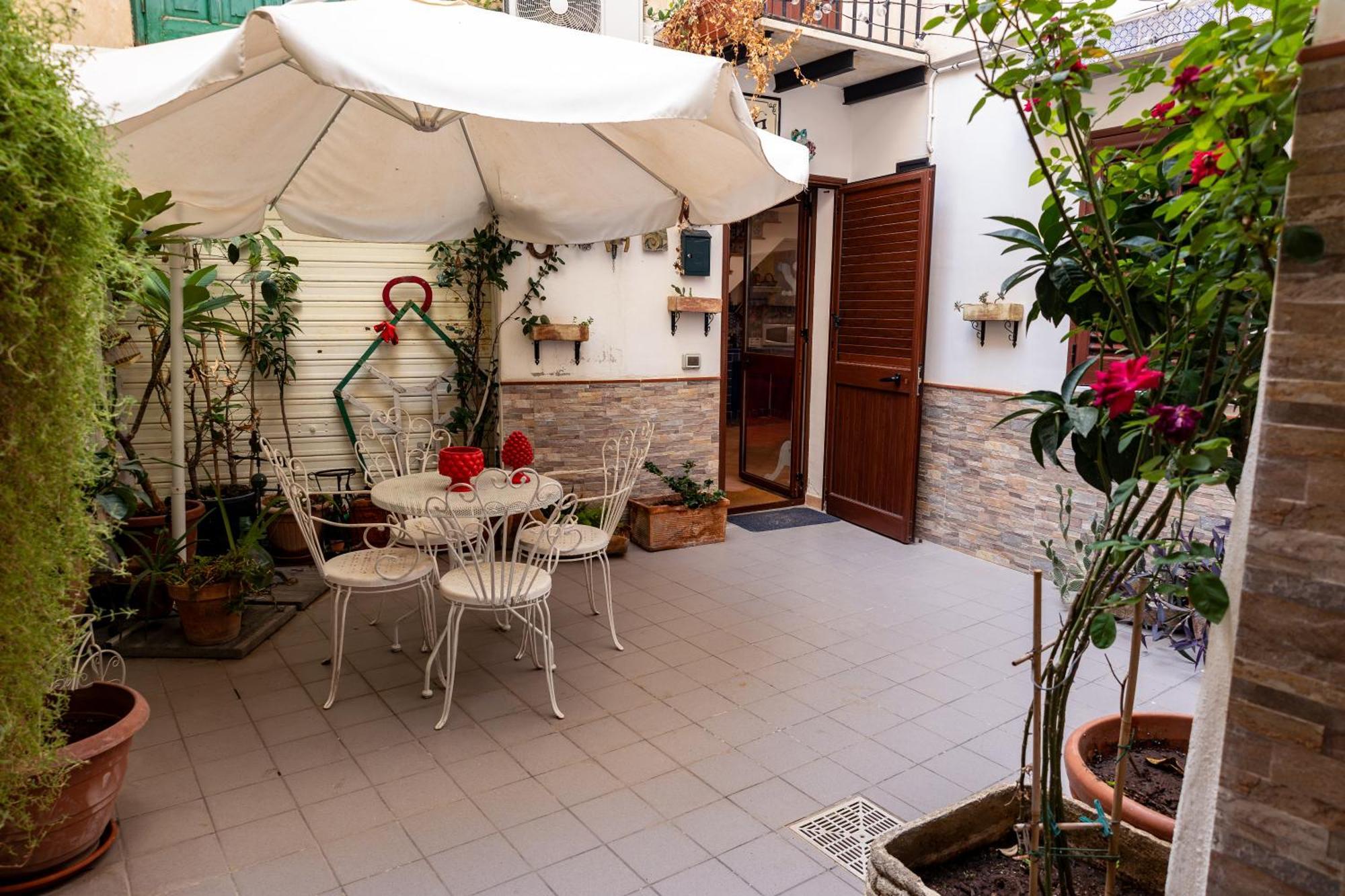 Daria'S Home Apartament Palermo Exterior photo